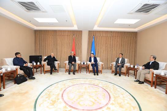 https://news.jlu.edu.cn/__local/0/B0/7E/59816F6AE6AE9CAC77D09BEAAB5_D0C2C7F4_60800.jpg https://news.jlu.edu.cn/__local/0/B0/7E/59816F6AE6AE9CAC77D09BEAAB5_D0C2C7F4_60800.jpg